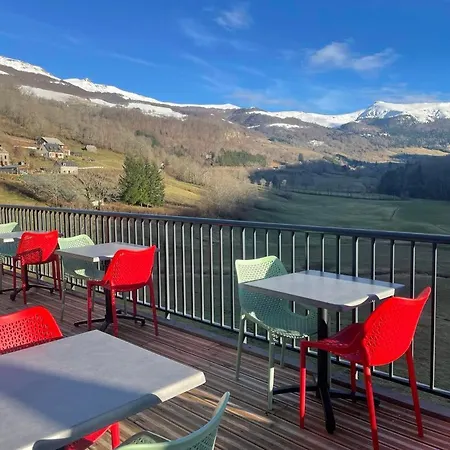 Bar Restaurant Des Voyageurs ホテル 2*