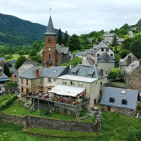 Bar Restaurant Des Voyageurs 2* Le Falgoux