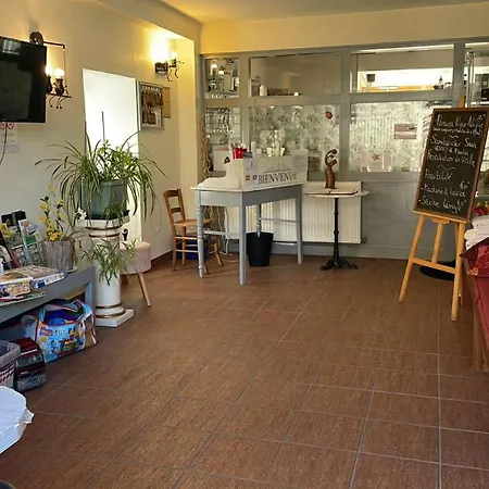 Bar Restaurant Des Voyageurs 2* Le Falgoux