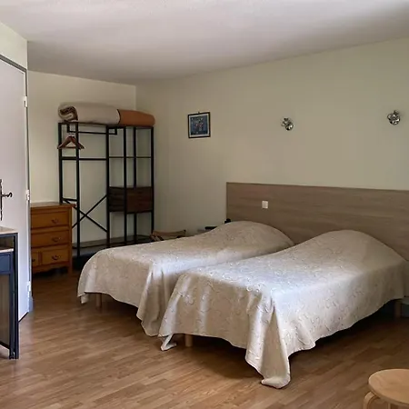 Bar Restaurant Des Voyageurs 2* Le Falgoux