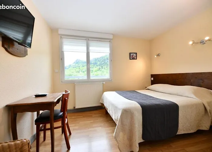 Bar Restaurant Des Voyageurs Hotel 2*