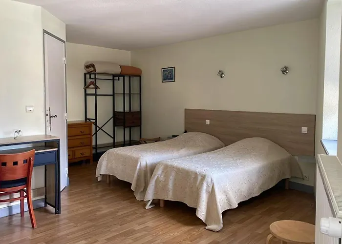 Bar Restaurant Des Voyageurs 2* Le Falgoux