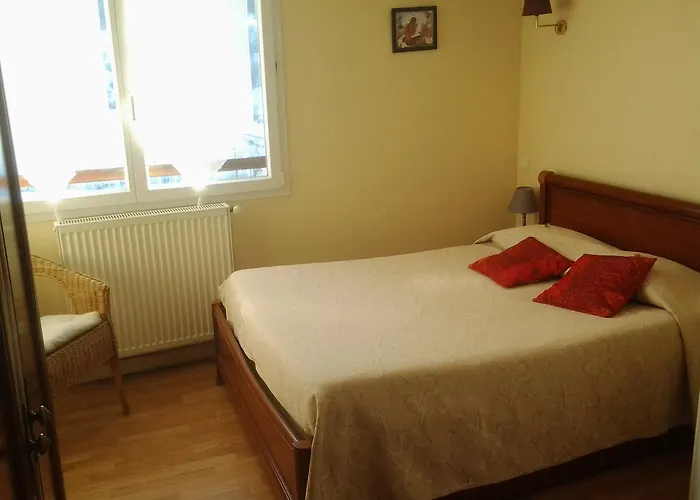 Bar Restaurant Des Voyageurs 2* Le Falgoux